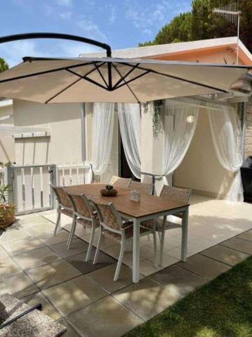 Zaffiro Casa Vacanze Al Mare Valledoria  Luaran gambar