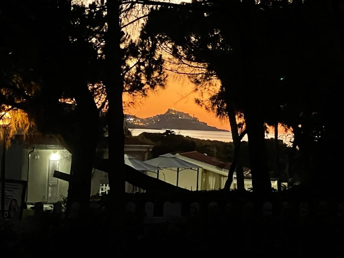 Zaffiro Casa Vacanze Al Mare Valledoria  Luaran gambar